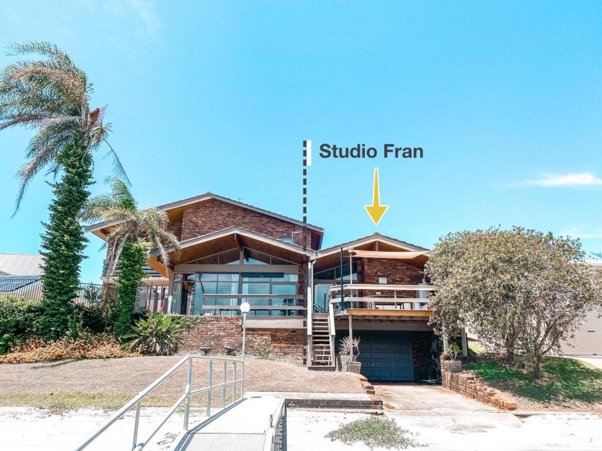 Studio Fran - Port Macquarie Canals Экстерьер фото